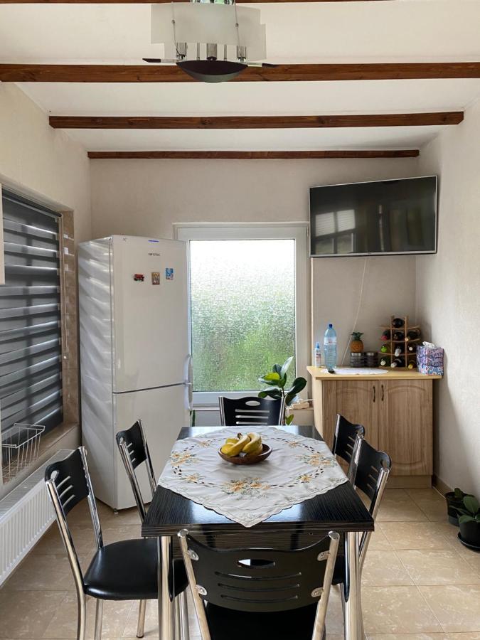 Hotel Casa Iuliana Subcetate  Exteriér fotografie